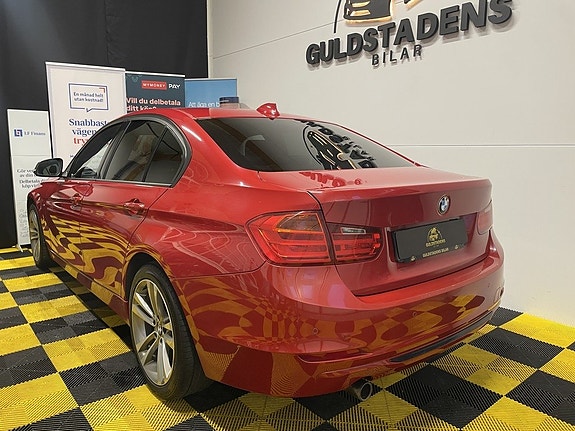 BMW 320d 7 of 30