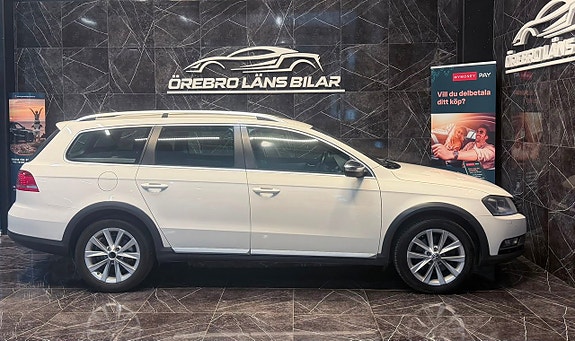 Volkswagen Passat Alltrack 10 of 23
