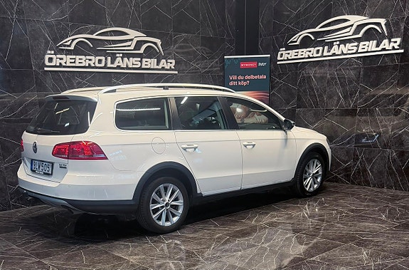 Volkswagen Passat Alltrack 5 of 23