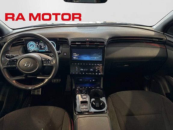 Hyundai Tucson 16 of 27