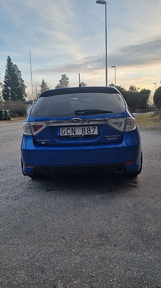 Subaru Impreza 2 of 4
