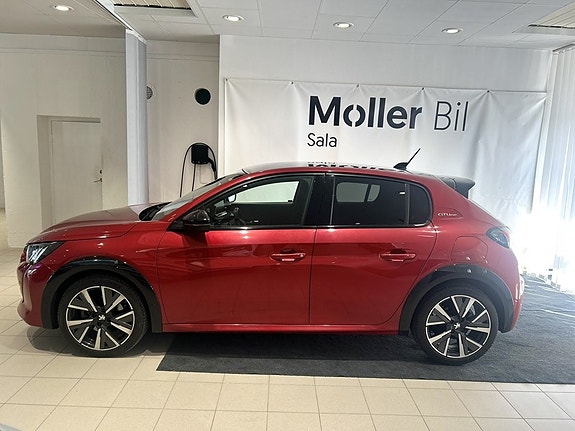 Peugeot 208 3 of 5