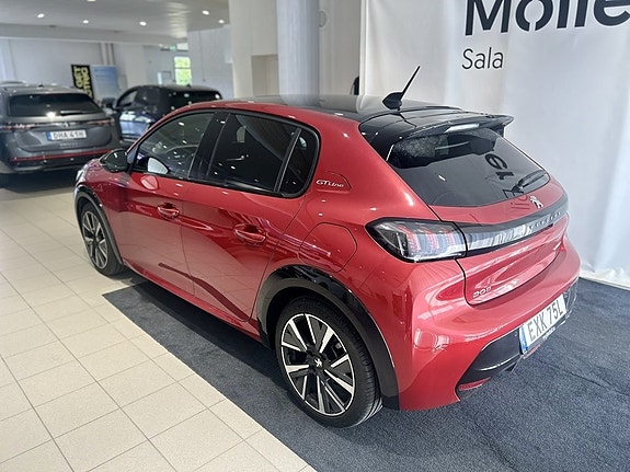 Peugeot 208 5 of 5