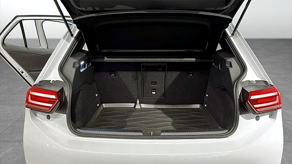 Volkswagen ID.3 Neo 12 of 12