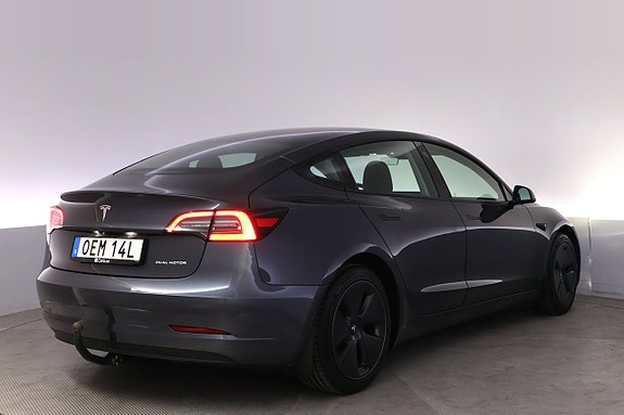 Tesla Model 3 5 of 5