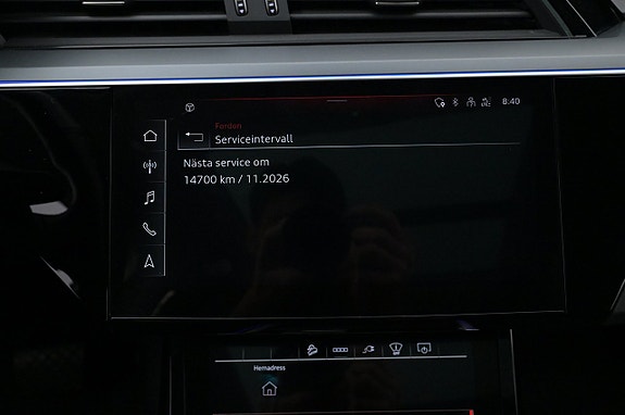 Audi e-tron 15 of 27