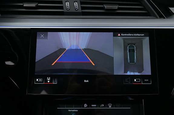 Audi e-tron 12 of 27