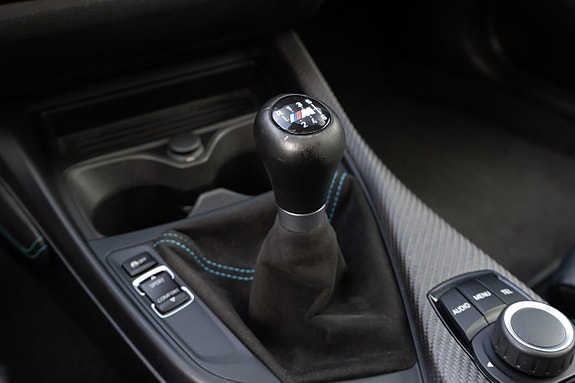 BMW M2 20 of 26