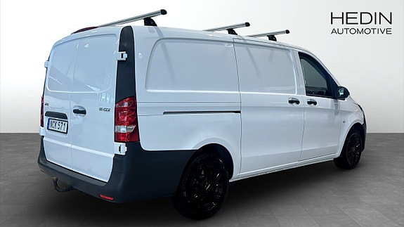 Mercedes-Benz Vito 111 2 of 5