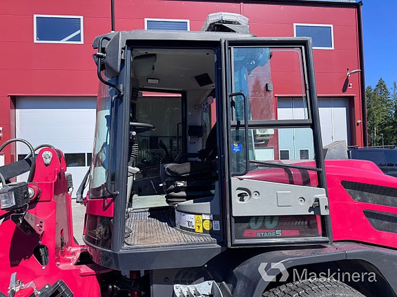 Hjullastare Yanmar V100 10 of 27