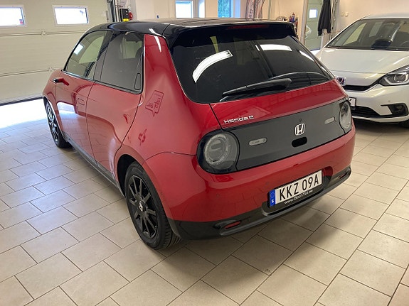 Honda e 4 of 5
