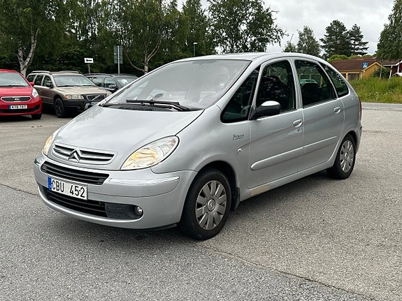 Citroen Xsara Picasso 2 of 5