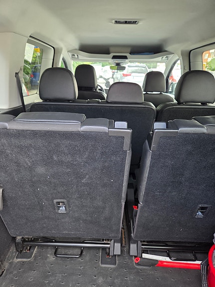 Volkswagen Caddy Maxi 3 of 6