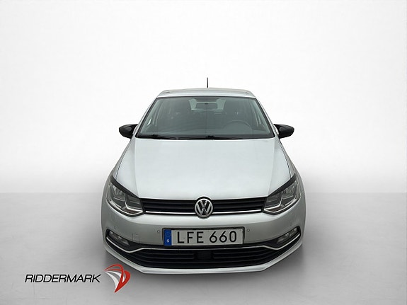 Volkswagen Polo 2 of 5