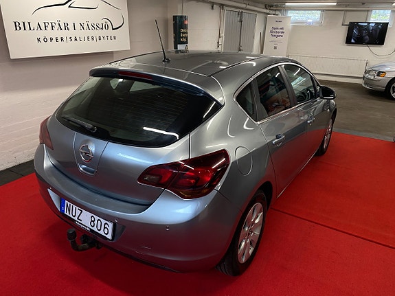 Opel Astra 5 of 5