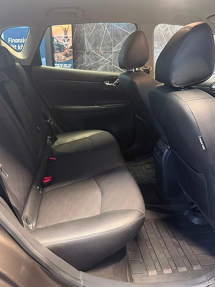 Nissan Pulsar 16 of 19