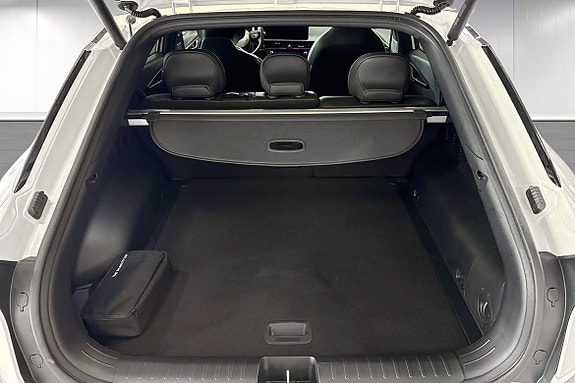 Kia EV6 6 of 19