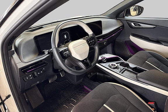 Kia EV6 7 of 19