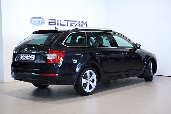 Skoda Octavia 3 of 5