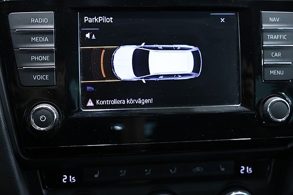 Skoda Octavia 11 of 18
