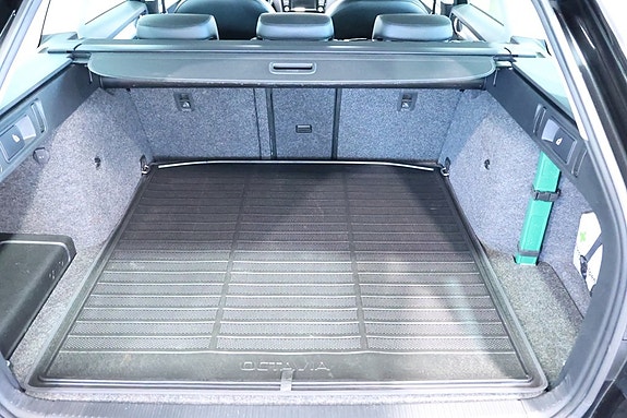 Skoda Octavia 16 of 18