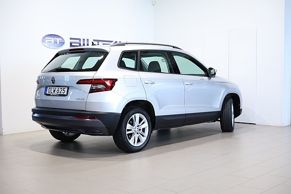 Skoda Karoq 3 of 5