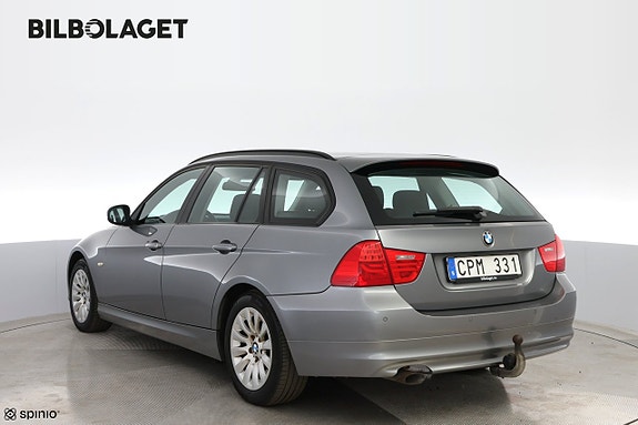 BMW 318d 3 of 5