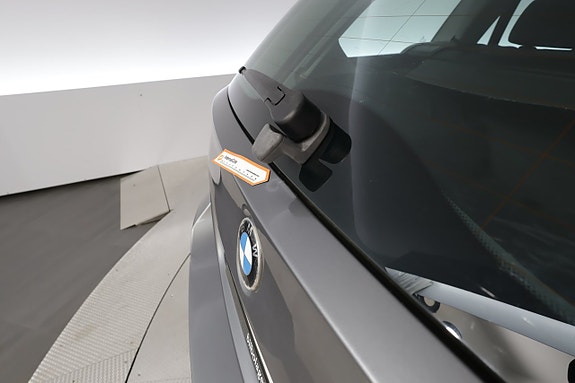 BMW 318d 16 of 20