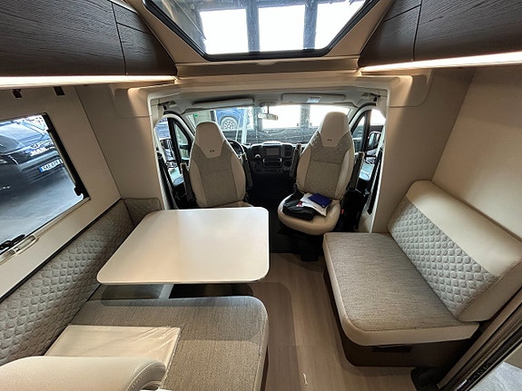 Adria Coral Supreme 670 SL / Litium / Ugn / Automat 7 of 25