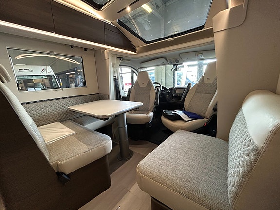 Adria Coral Supreme 670 SL / Litium / Ugn / Automat 6 of 25