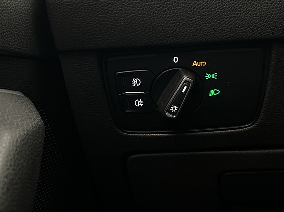 Volkswagen Passat 29 of 29