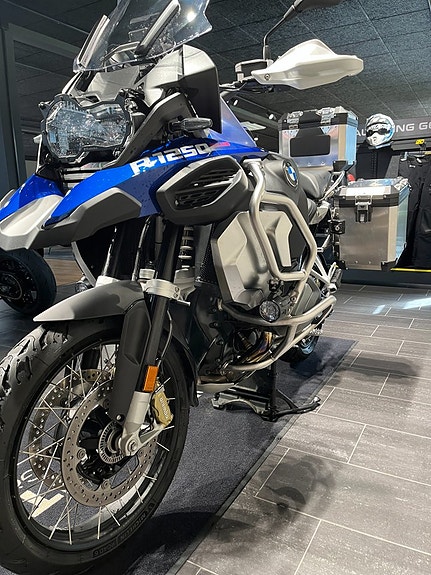 BMW R1250GSA/3,45%/3Väskor/Serviceavtal/Nya däck 4 of 5