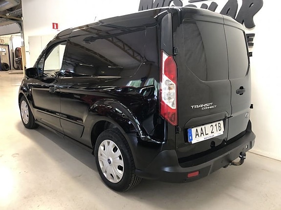 Ford Transit Connect 3 of 5