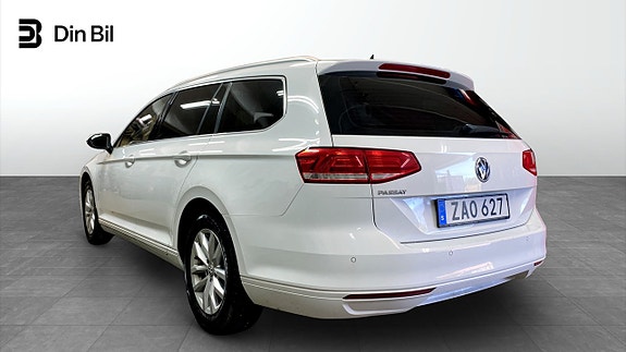 Volkswagen Passat 3 of 5