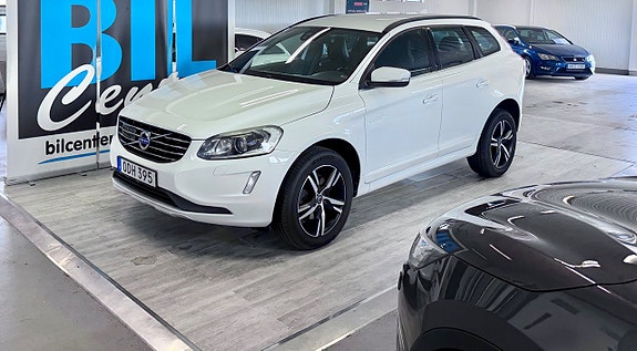 Volvo XC60 2 of 5