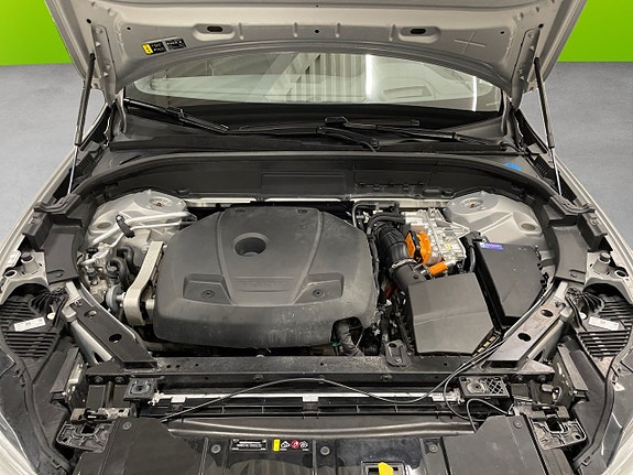 Volvo XC60 17 of 23
