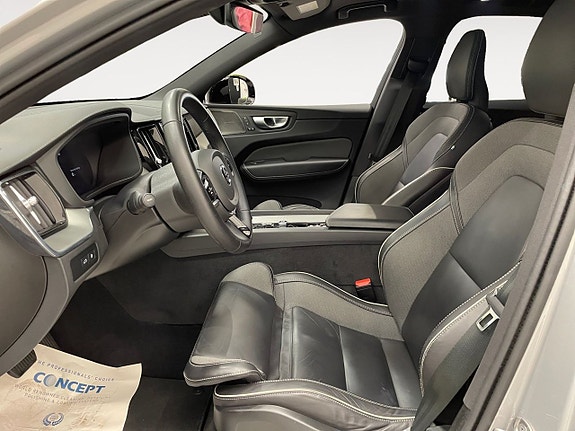 Volvo XC60 9 of 23