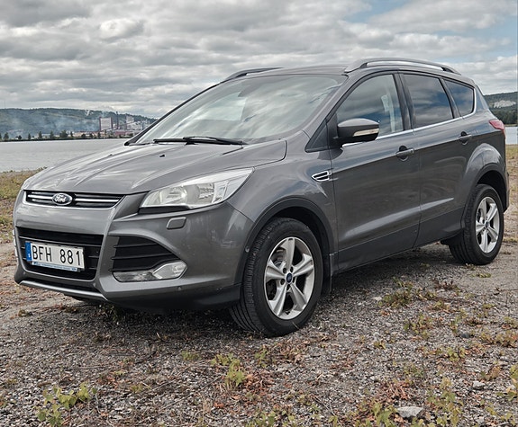 Ford Kuga 3 of 5