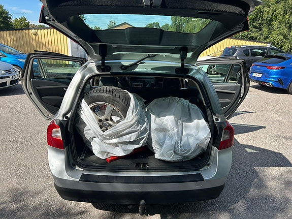 Volvo V70 5 of 5