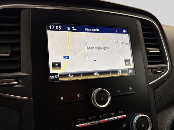 Renault Megane 18 of 19