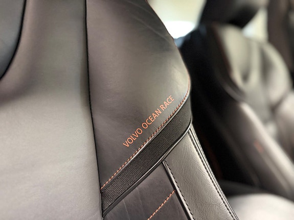 Volvo XC60 18 of 30