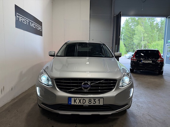 Volvo XC60 4 of 5