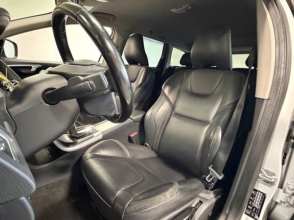 Volvo XC60 20 of 30