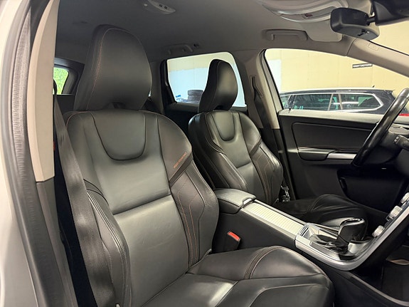 Volvo XC60 19 of 30