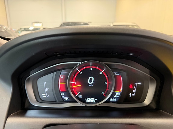 Volvo XC60 24 of 30