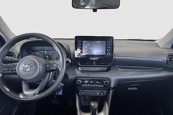 Toyota Yaris 10 of 12