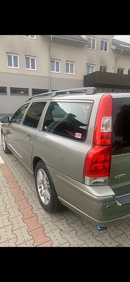 Volvo V70 5 of 7