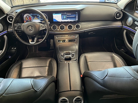 Mercedes-Benz E220 d 10 of 26