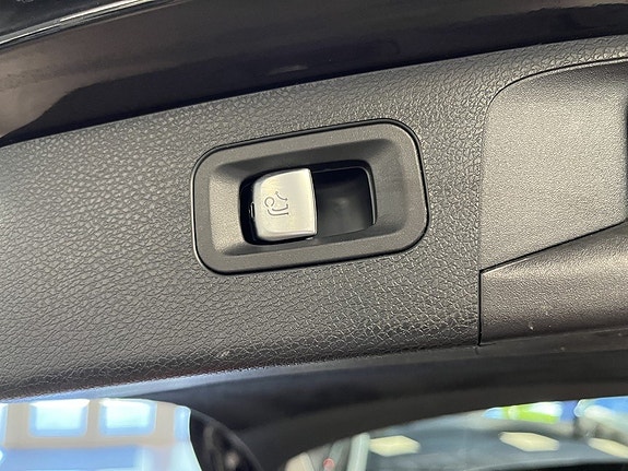 Mercedes-Benz E220 d 8 of 26
