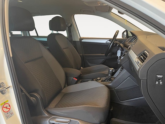 Volkswagen Tiguan 15 of 24